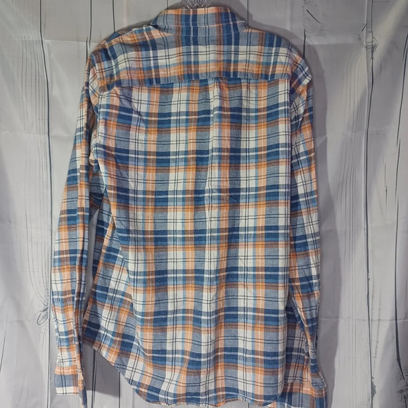 Abercrombie & Fitch muscle plaid button down shirt - Picture 7 of 9